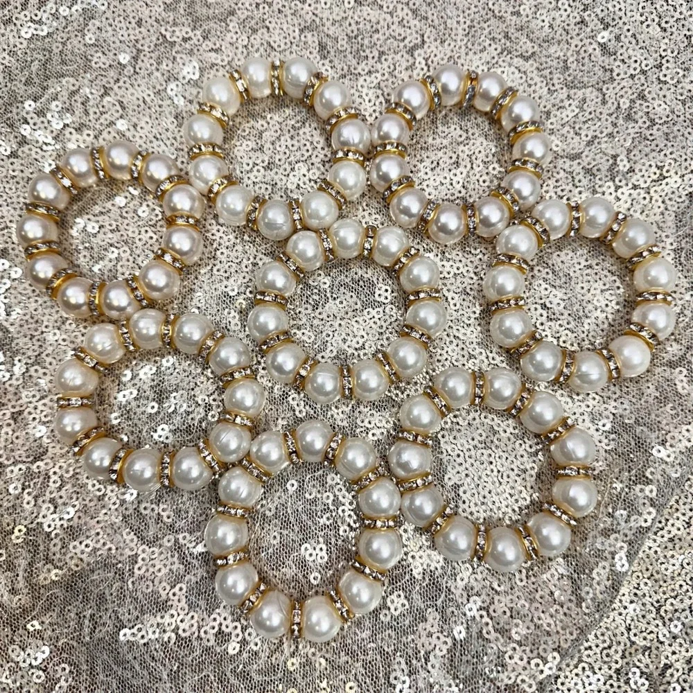 Elegant Pearl Rhinestone Napkin Rings Set of 8 Purchased New Never Used‎